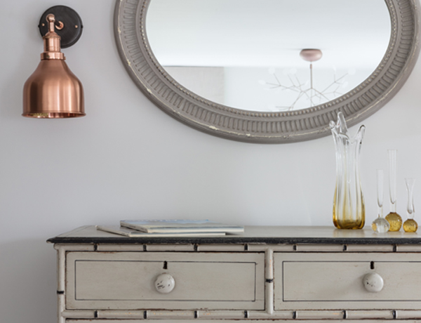 Shabby chic chest of drawers