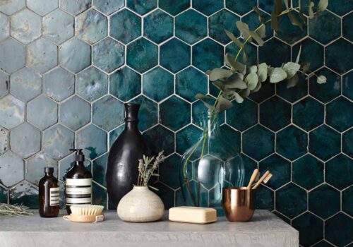 MOM Tiles