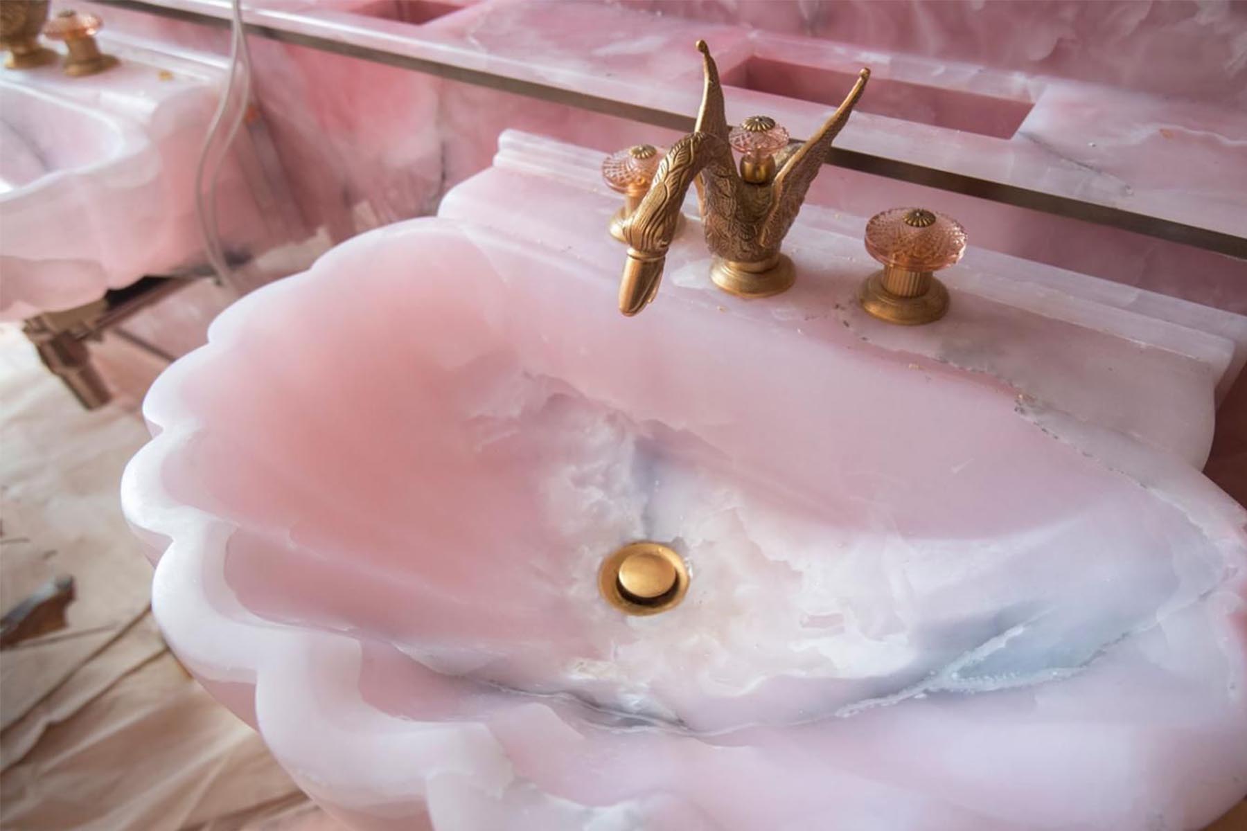 Image for Inspiring Us: The Coolest Restaurant Bathrooms