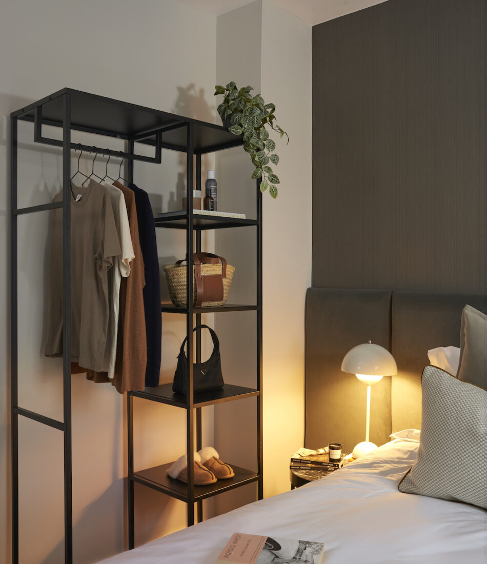 Cosy bedroom with storage set up