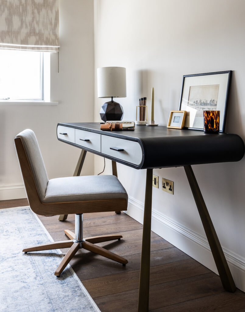 cricket paradise in Sussex hove. Dual function spaces - home office and guest bedroom design