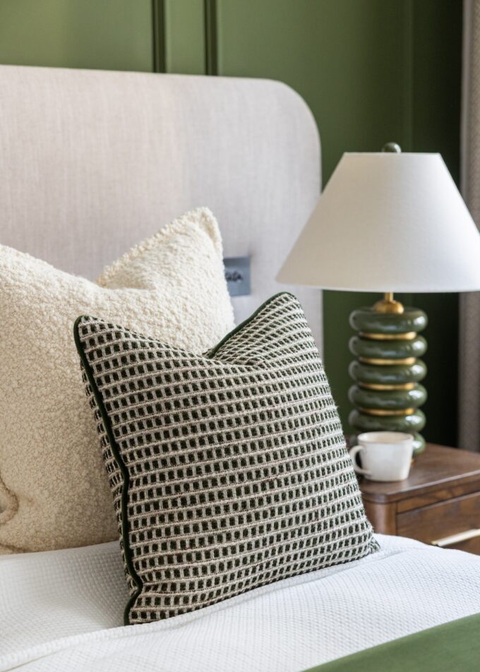 Apartment Renovation in Mayfair. Pied-a-terre interior design