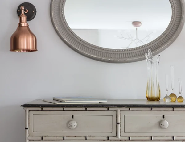 Shabby chic chest of drawers