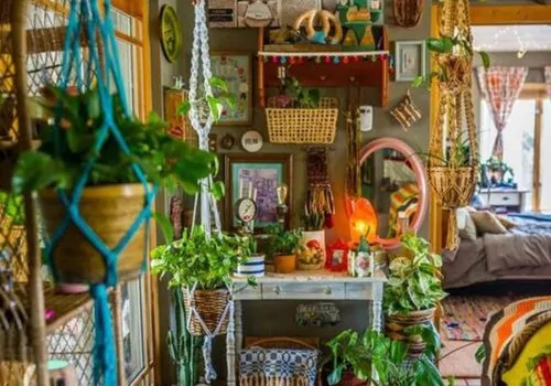 Maximalist Interior