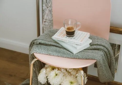 Decor chair with blanket