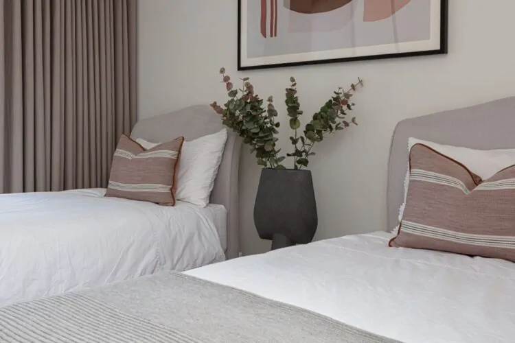 Twin room decor