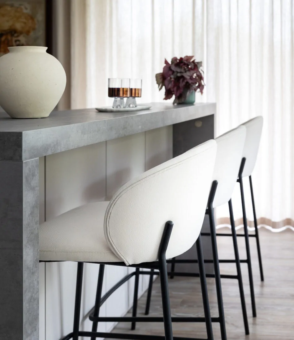 White Stool Bar