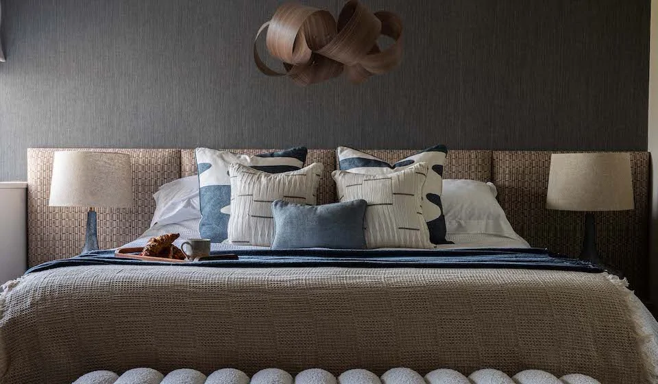 cricket paradise in Sussex hove. Master bedroom design