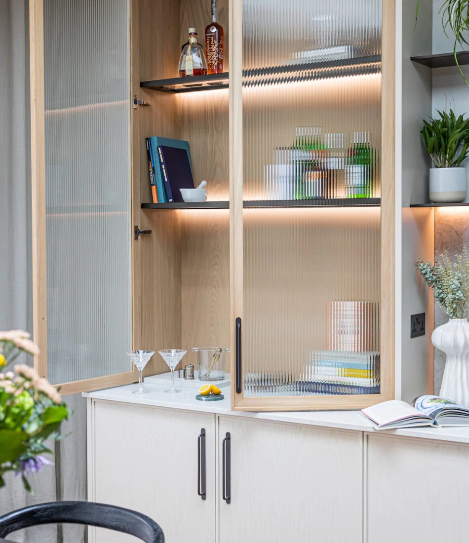 Contemporary Kitchen Designed Bespoke by Pfeiffer Design. Neutral colour palette with warm lighting design