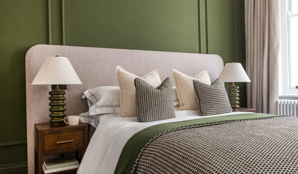 Apartment Renovation in Mayfair. Pied-a-terre interior design
